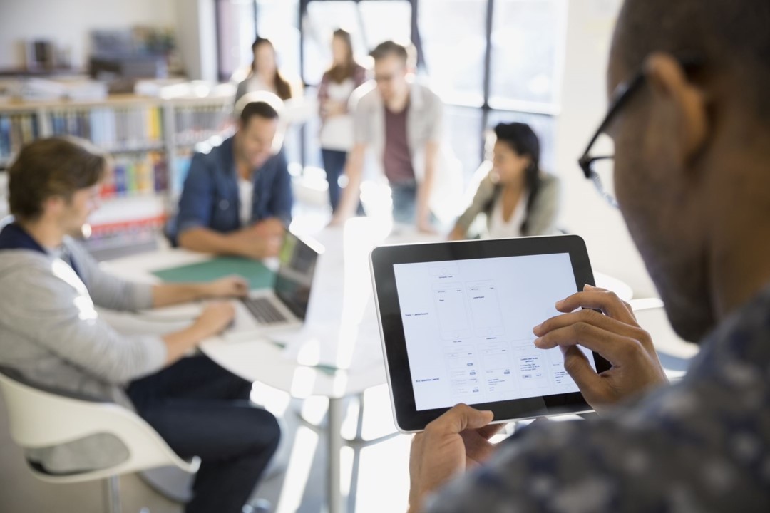 AxéOsens-l-IA-dans-le-management Les besoins d'un dirigent d'entreprise face aux émotions et au stress